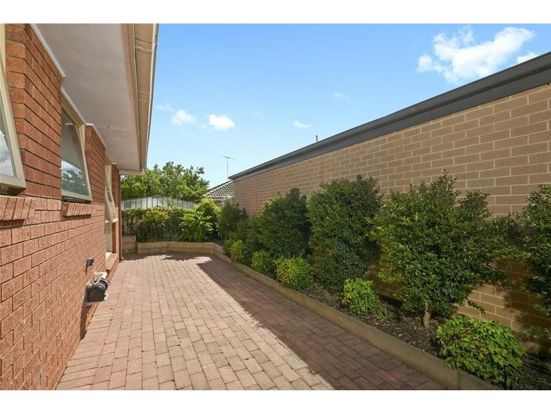 2/55 Ash  Road, Leopold VIC 3224