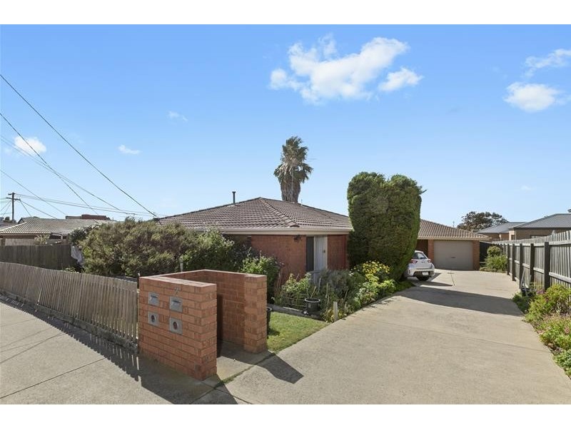 2/55 Ash  Road, Leopold VIC 3224