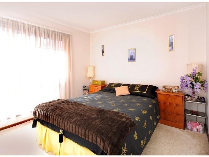 1/2 Robbie Court, Leopold VIC 3224