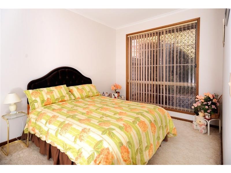 1/2 Robbie Court, Leopold VIC 3224
