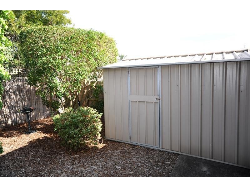 1/2 Robbie Court, Leopold VIC 3224