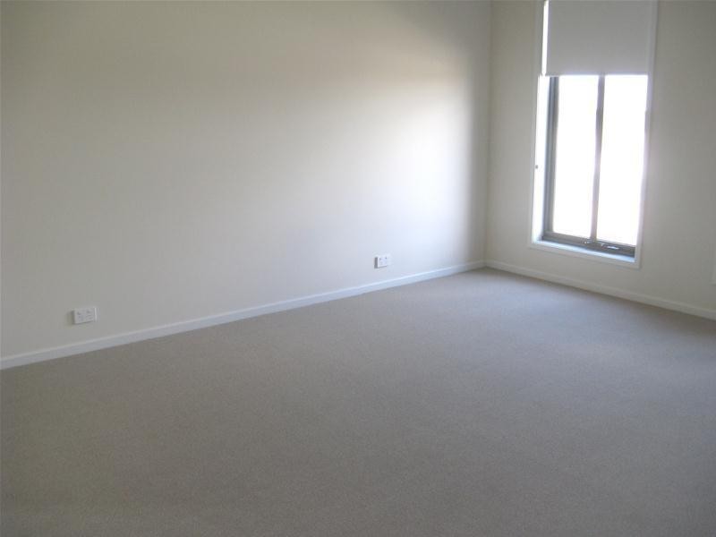 12 Kombi Drive, Leopold VIC 3224