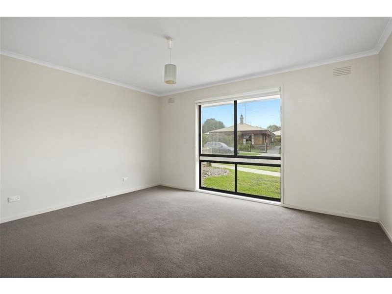 48 Darrambal Crescent, Leopold VIC 3224