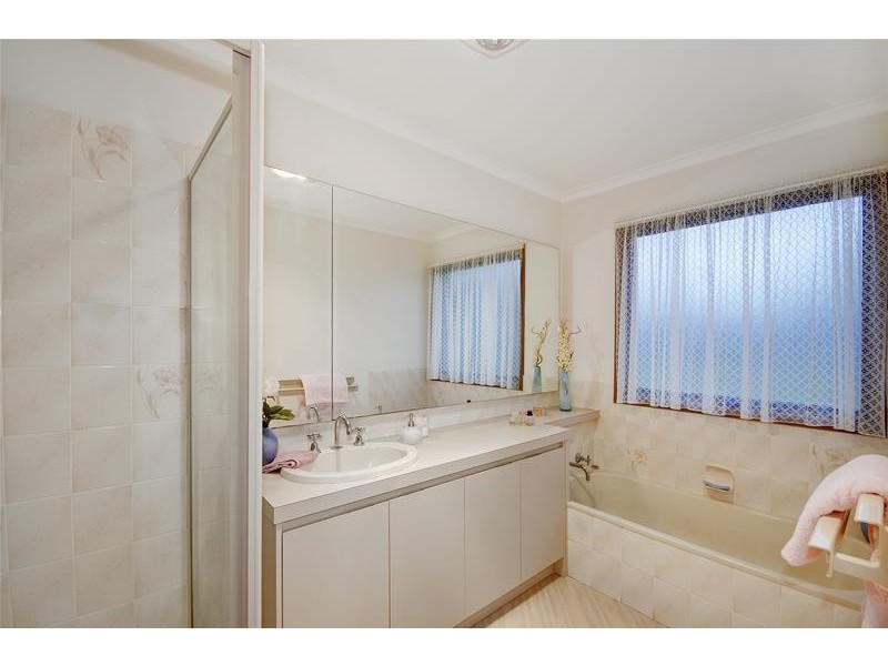 1 Curtis Court, Leopold VIC 3224