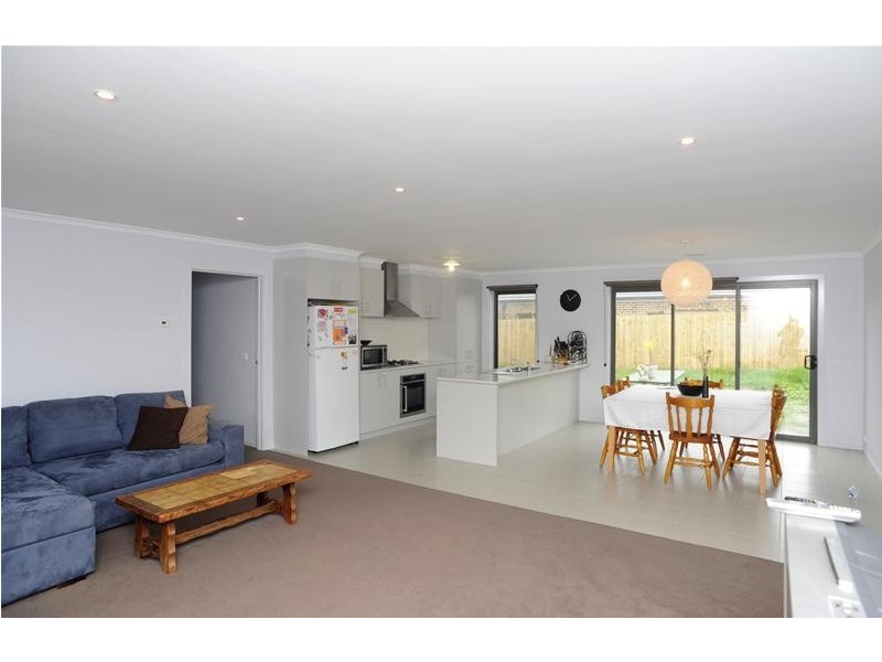 24 Curtain Drive, Leopold VIC 3224