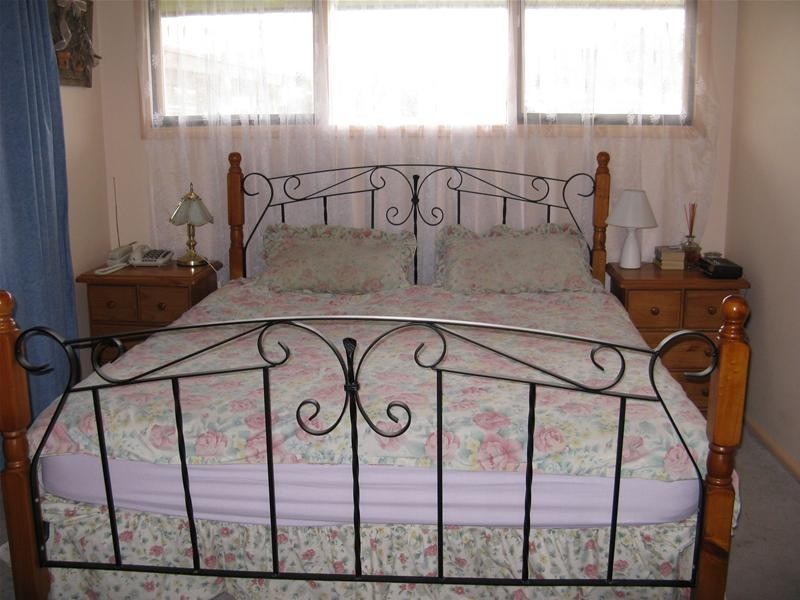 2 Allanvale Avenue, Leopold VIC 3224