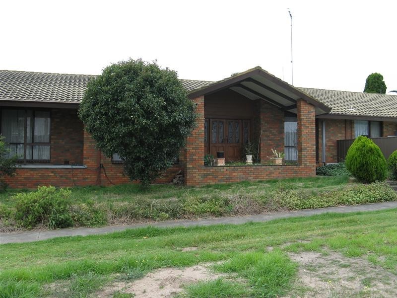 2 Allanvale Avenue, Leopold VIC 3224