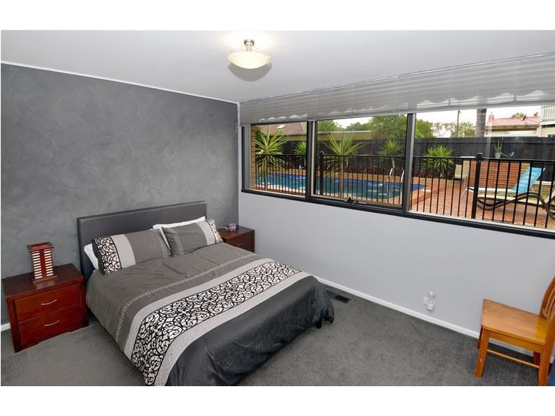 6 Allanvale Avenue, Leopold VIC 3224