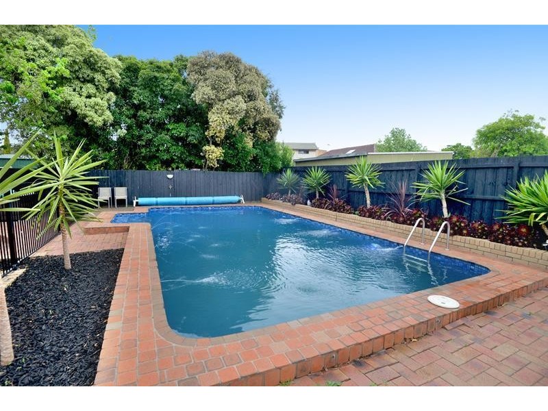 6 Allanvale Avenue, Leopold VIC 3224