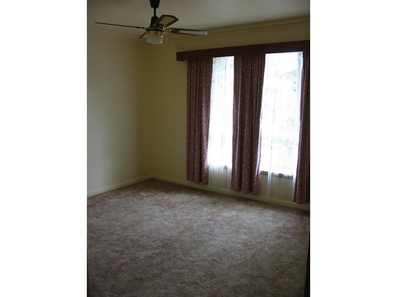 35 Craigie Road, Newtown VIC 3220