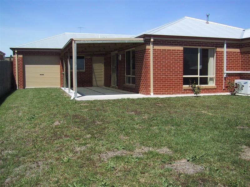 35 Huon Crescent, Leopold VIC 3224