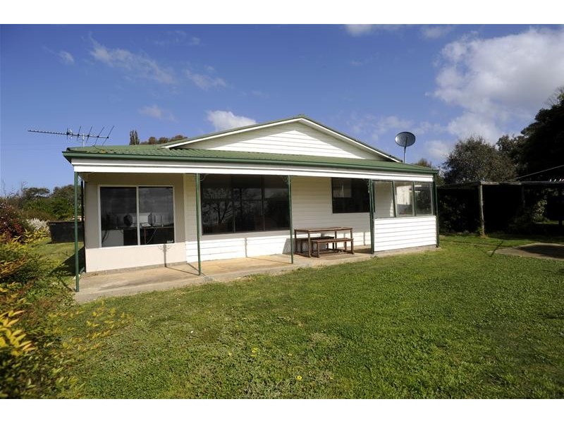 90 Avila Road, Curlewis VIC 3222