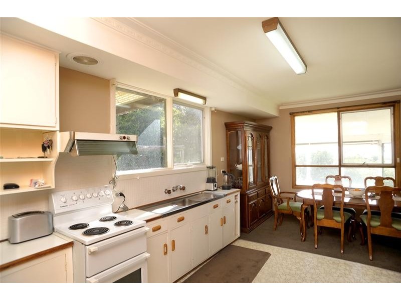 90 Avila Road, Curlewis VIC 3222