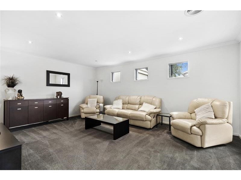 29 Morrow Crescent, Leopold VIC 3224