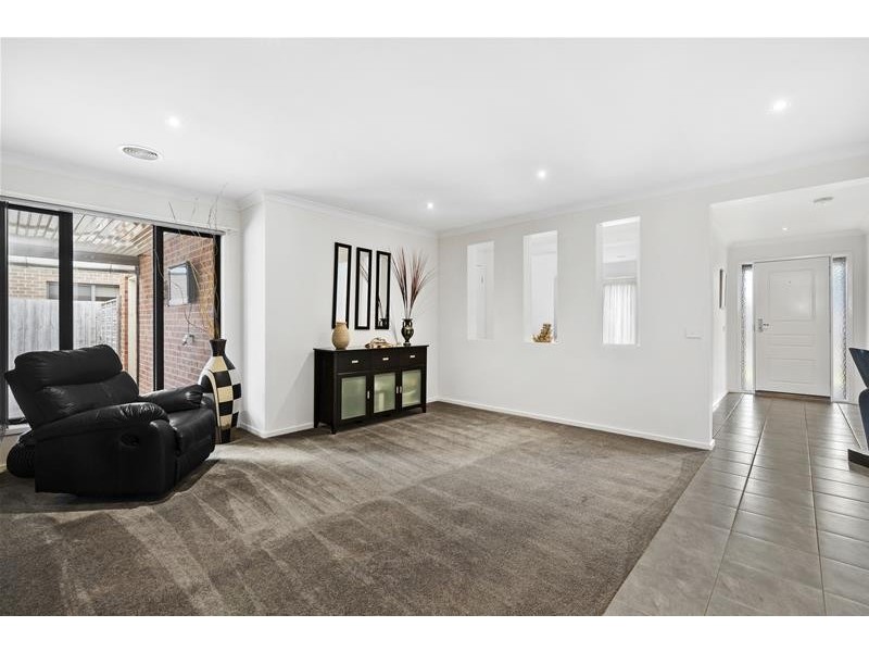 29 Morrow Crescent, Leopold VIC 3224