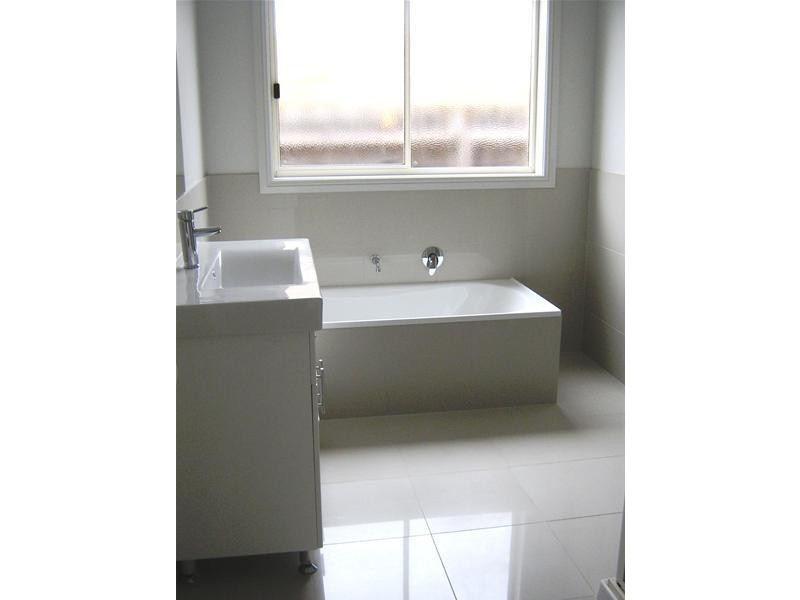 2/50 Wilsons Road, Newcomb VIC 3219