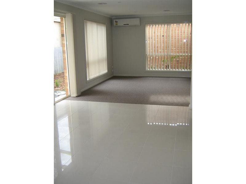 2/50 Wilsons Road, Newcomb VIC 3219