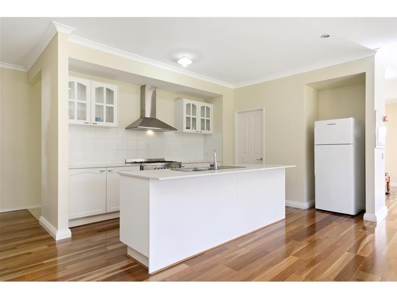 11 Chianti Grove, Leopold VIC 3224