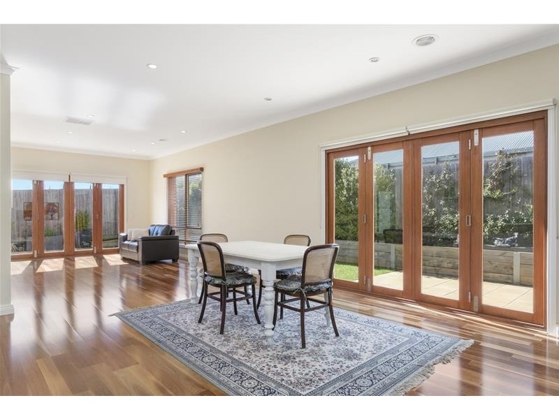 11 Chianti Grove, Leopold VIC 3224