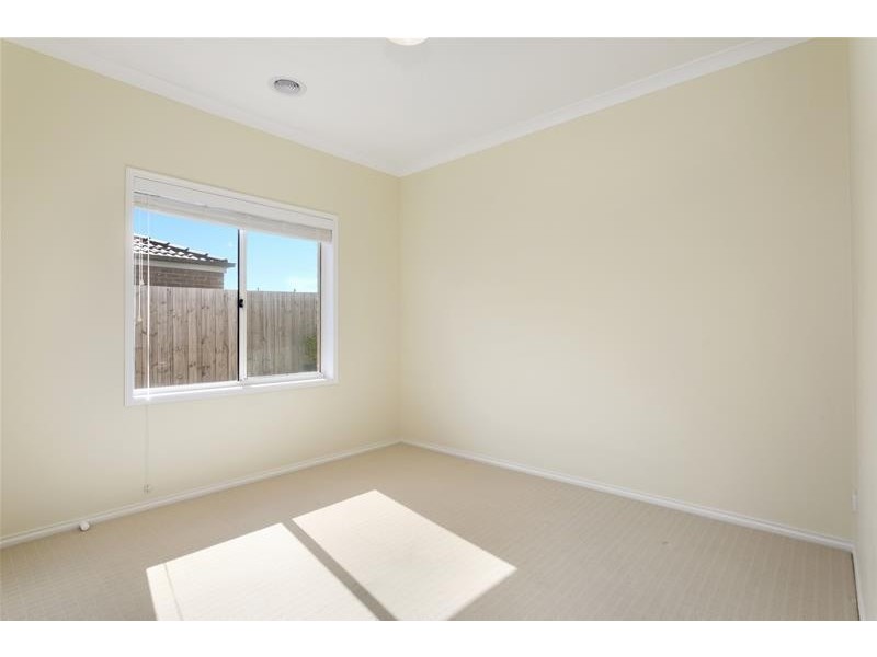 11 Chianti Grove, Leopold VIC 3224