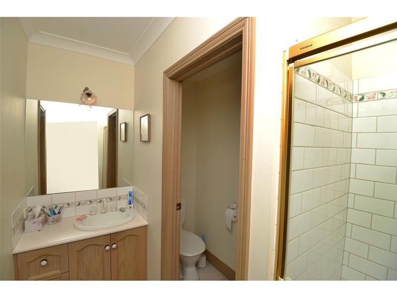 6 Highland Way, Leopold VIC 3224