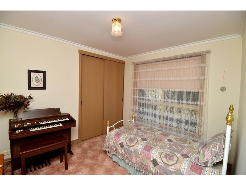 6 Highland Way, Leopold VIC 3224