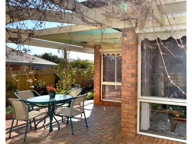 6 Highland Way, Leopold VIC 3224