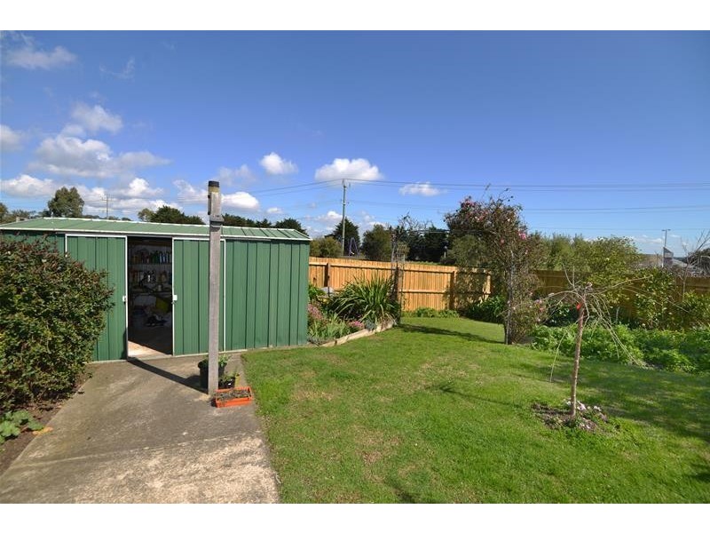 6 Highland Way, Leopold VIC 3224