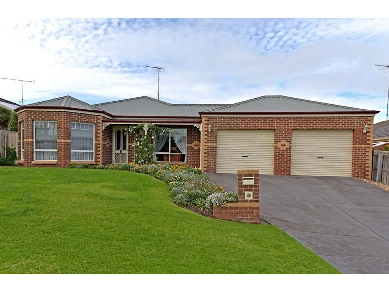 30 Huon Crescent, Leopold VIC 3224