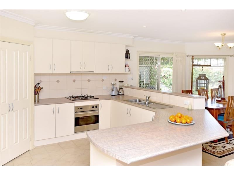 30 Huon Crescent, Leopold VIC 3224