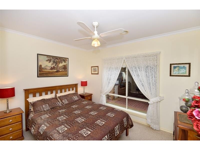 30 Huon Crescent, Leopold VIC 3224