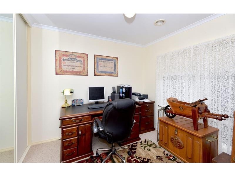 30 Huon Crescent, Leopold VIC 3224
