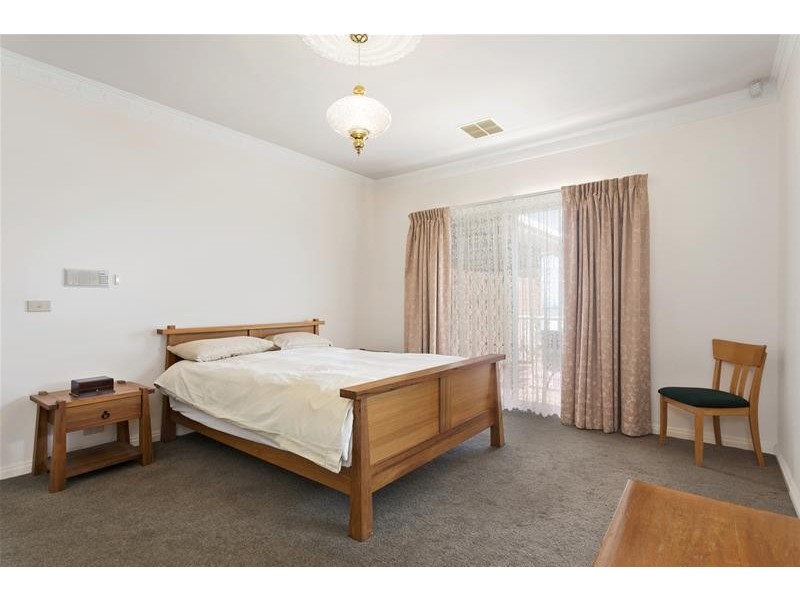 5 Mandlay Close, Leopold VIC 3224