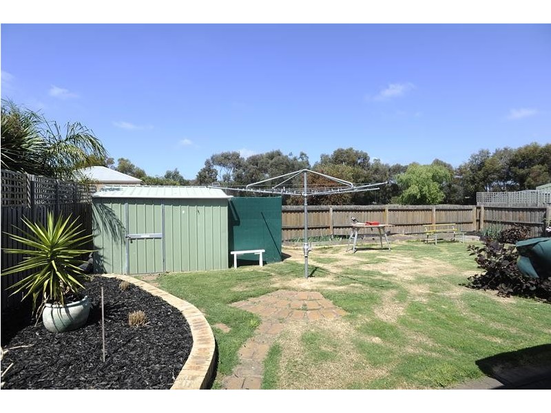 6 Warrawee Road, Leopold VIC 3224