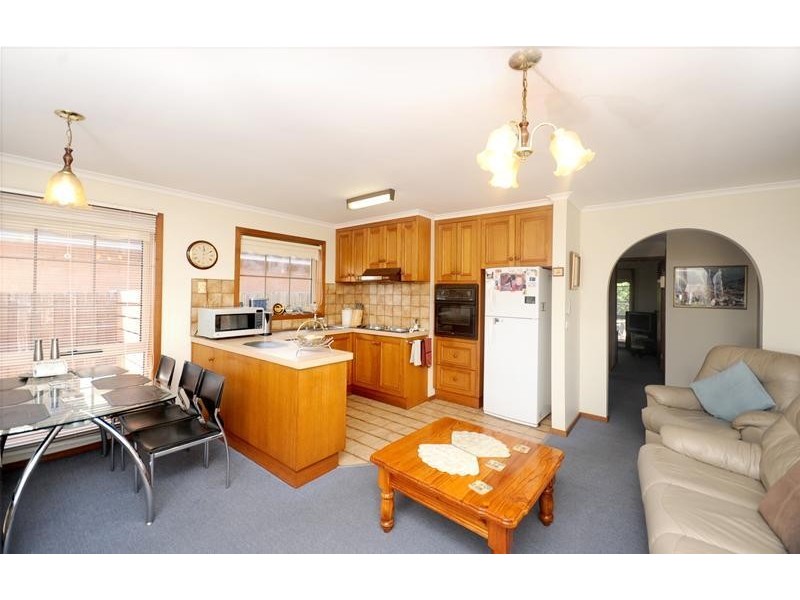 2/24 Cornthwaite Crescent, Leopold VIC 3224