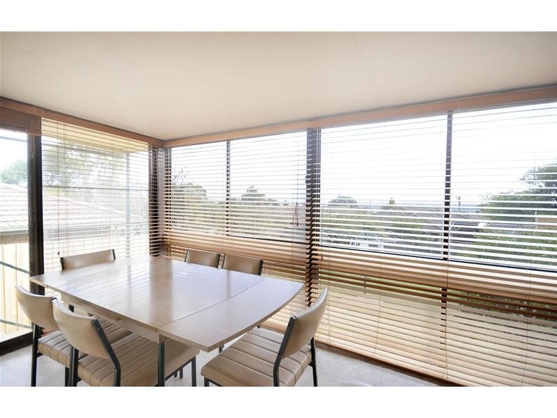 10 Kanimbla Avenue, Leopold VIC 3224