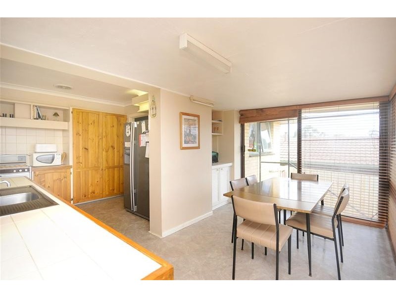 10 Kanimbla Avenue, Leopold VIC 3224