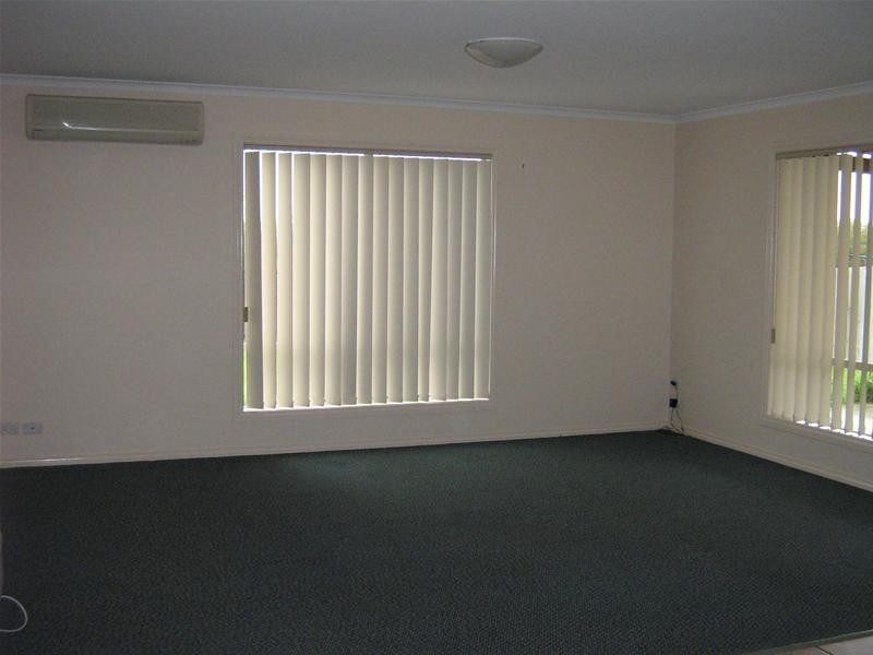 35 Huon Crescent, Leopold VIC 3224