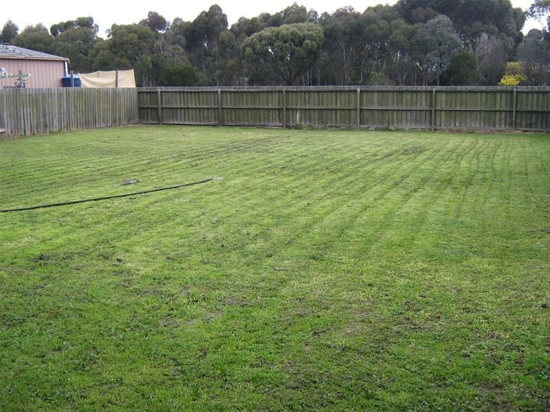 16 Warrawee Road, Leopold VIC 3224