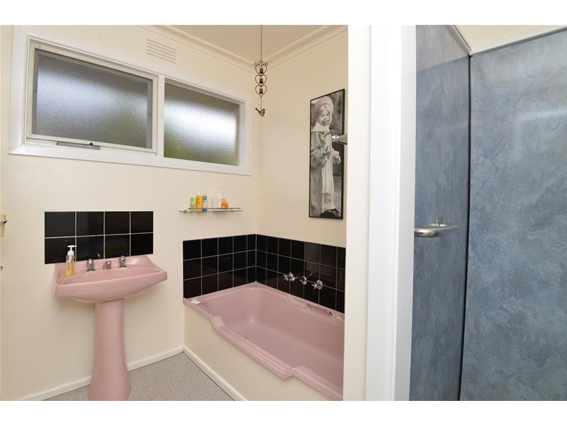 19 Ferndale Parade, Highton VIC 3216