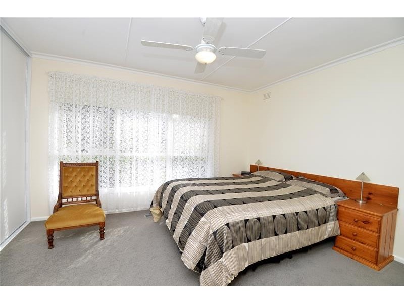 19 Ferndale Parade, Highton VIC 3216