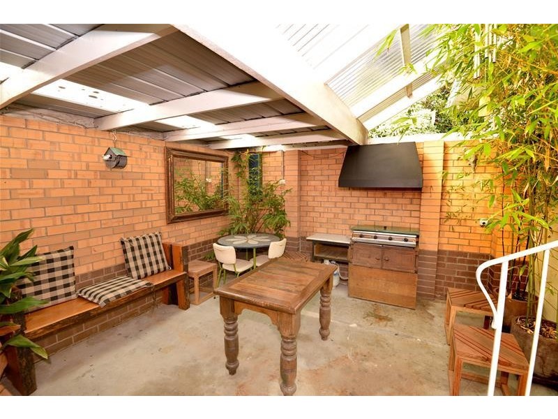 19 Ferndale Parade, Highton VIC 3216