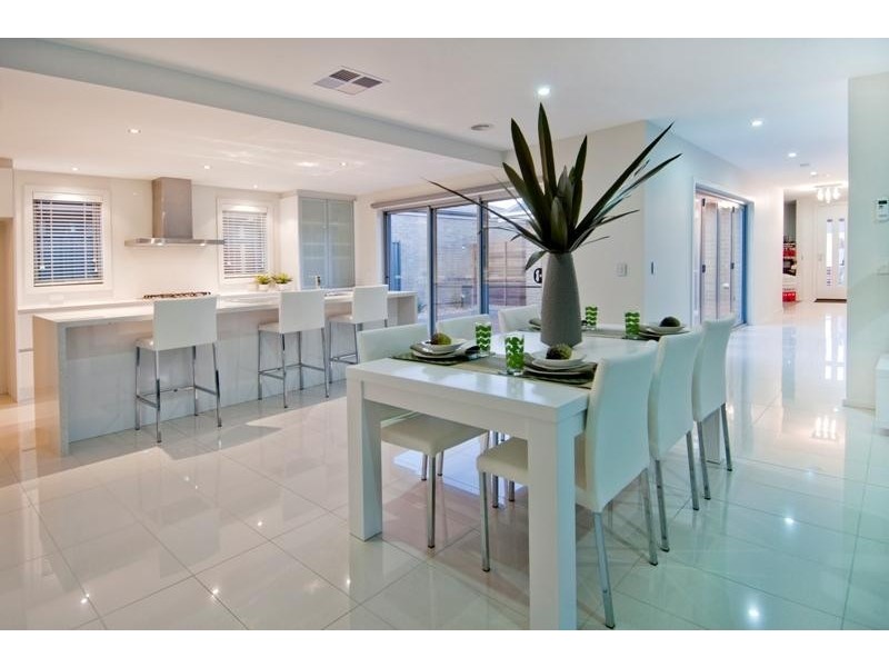 13 Springwater Drive, Lara VIC 3212