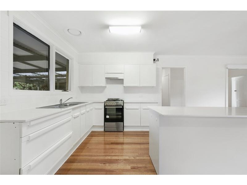 52 Simons Road, Leopold VIC 3224