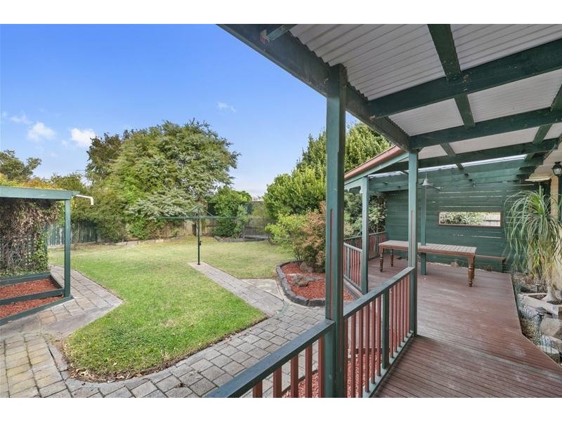 52 Simons Road, Leopold VIC 3224