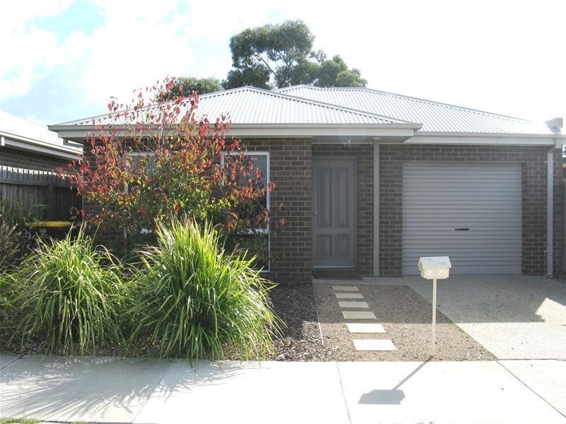 2 29 Christies Road, Leopold VIC 3224