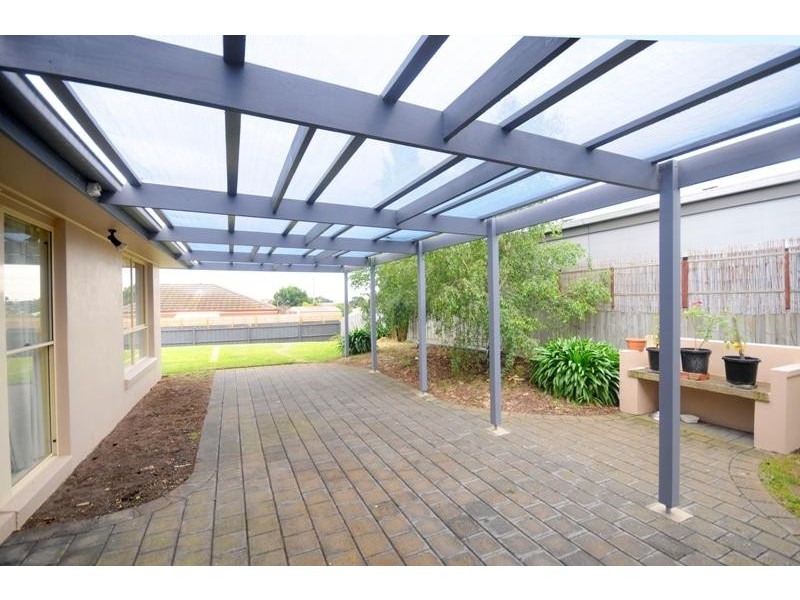 4 Ferguson Road, Leopold VIC 3224