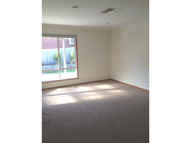 13 Heytesbury Drive, Leopold VIC 3224