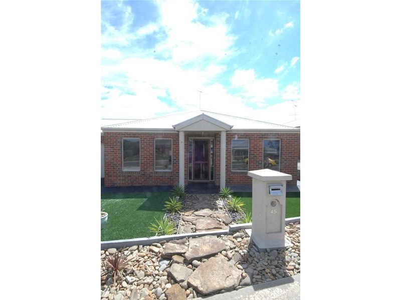 45 Cypress Crescent, Leopold VIC 3224