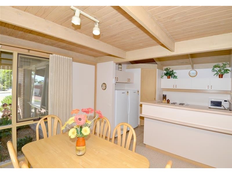 16 Highland Way, Leopold VIC 3224